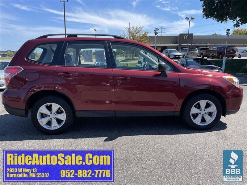 Used 2015 Subaru Forester 2.5i w/ Alloy Wheel Package AWD/4WD image 4