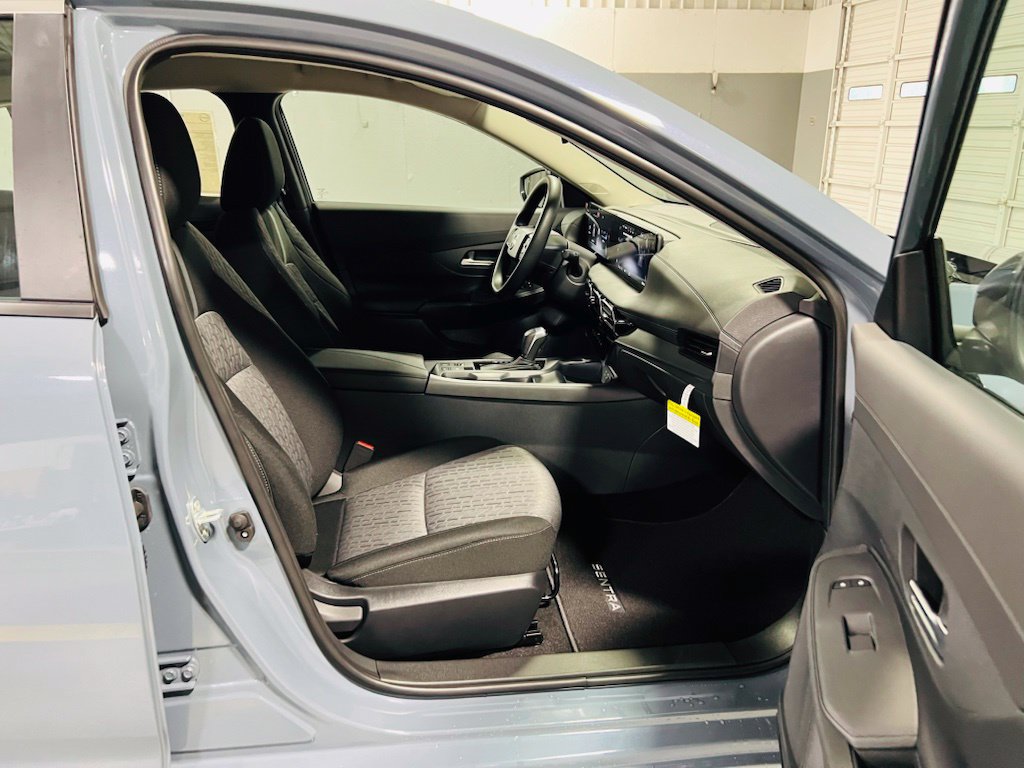 New 2027 Nissan Sentra SV FWD image 32