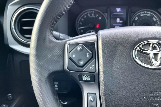 Used 2021 Toyota Tacoma TRD Sport w/ TRD Premium Sport Package AWD/4WD image 20