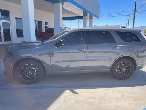 Used 2022 Dodge Durango R/T w/ Blacktop Package RWD image 12
