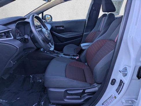 Certified 2025 Toyota Corolla SE image 17