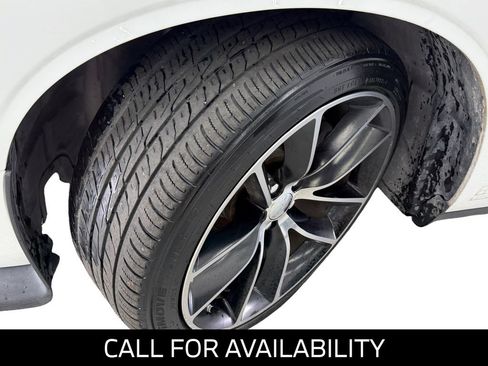 Used 2016 Dodge Challenger R/T Scat Pack RWD image 9