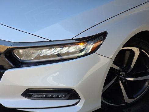 Used 2019 Honda Accord Sport image 39