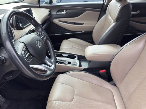 Used 2019 Hyundai Santa Fe Limited image 9