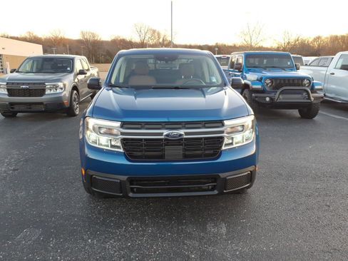 Used 2024 Ford Maverick Lariat image 2