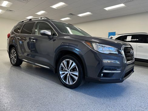 Used 2019 Subaru Ascent Touring w/ Popular Package #2A image 10
