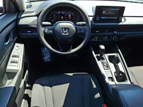 Used 2023 Honda Accord EX image 12