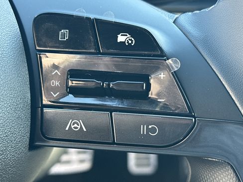 New 2026 Hyundai Elantra Sport FWD image 22