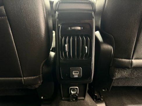 Used 2024 Jeep Compass Limited image 21