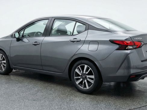 Used 2025 Nissan Versa SV FWD image 6
