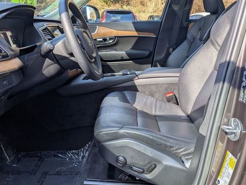 Certified 2023 Volvo XC90 B6 Plus w/ Protection Package Premier image 13