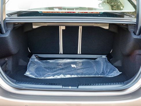 New 2026 Mercedes-Benz E 450 4MATIC Sedan image 27