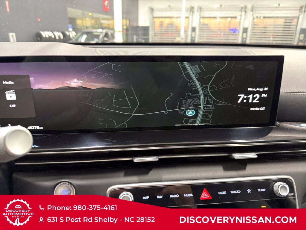 Used 2025 Genesis GV80 2.5T Standard AWD/4WD image 17