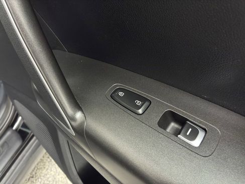 Used 2022 Kia Sportage LX image 49