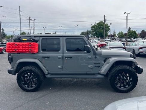 Used 2021 Jeep Wrangler Unlimited Sahara w/ Advanced Safety Group AWD/4WD image 8
