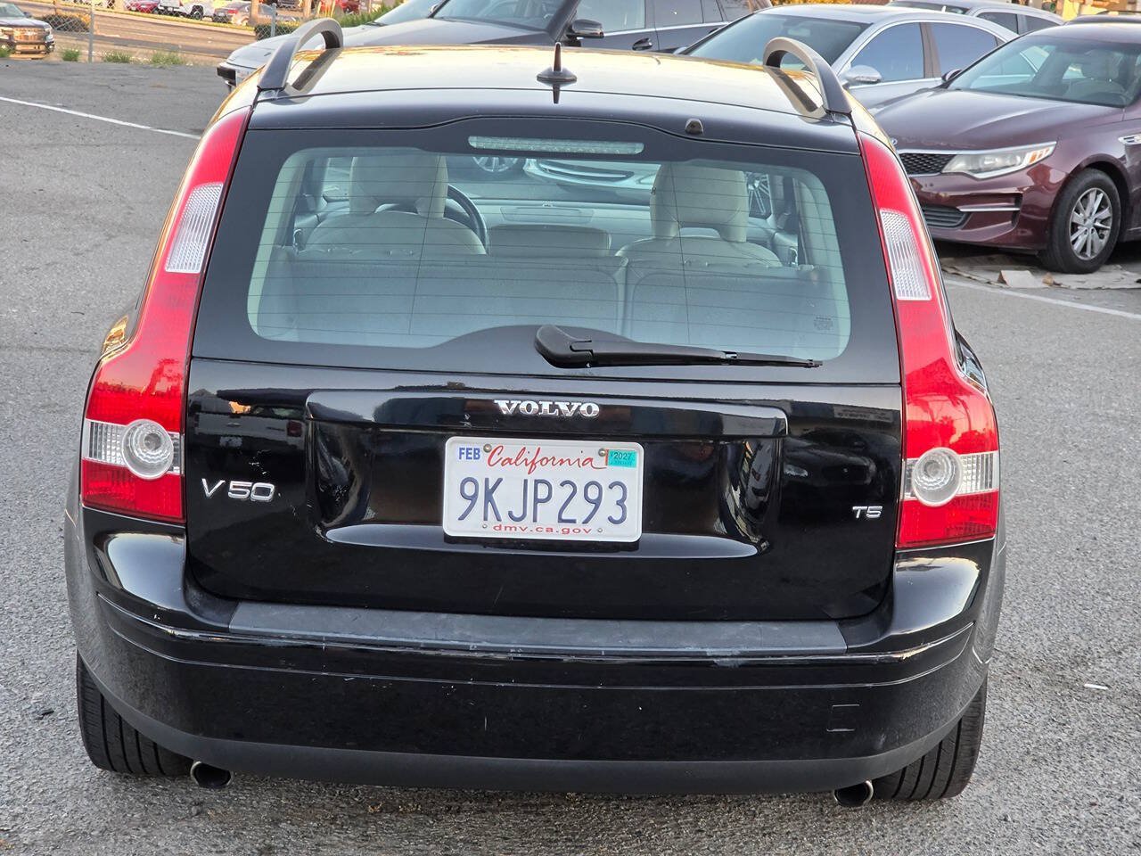Used 2005 Volvo V50 T5 FWD image 14