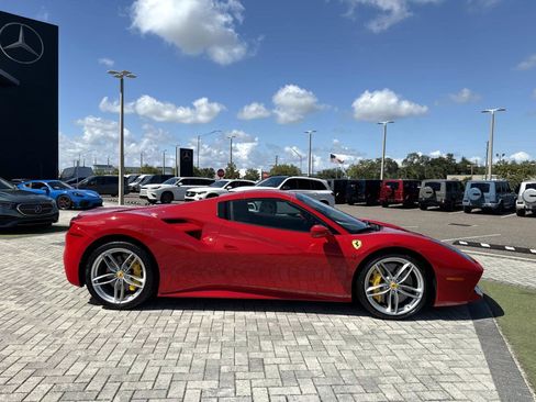 Used 2018 Ferrari 488 Spider RWD image 6