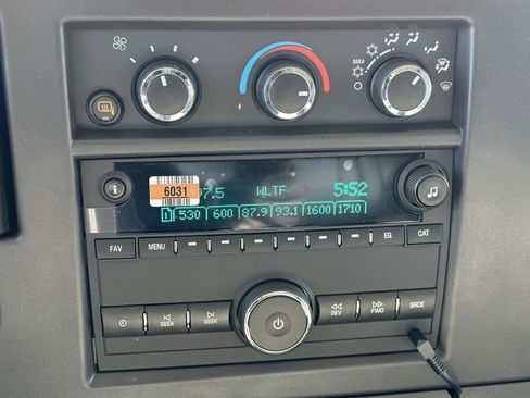 New 2025 Chevrolet Express 2500 w/ Driver Convenience Package image 4