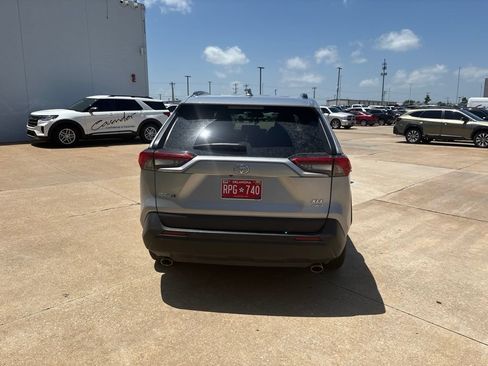 Used 2023 Toyota RAV4 XLE AWD/4WD image 4