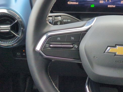 Used 2026 Chevrolet Equinox EV LT w/ Convenience Package II image 15