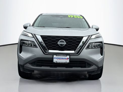 Used 2023 Nissan Rogue SV AWD/4WD image 16