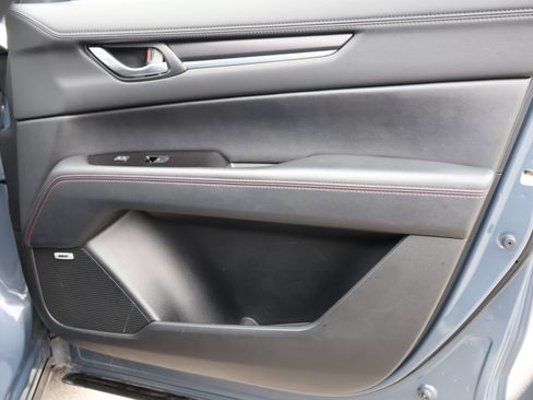 Used 2025 MAZDA CX-5 Carbon Edition image 9