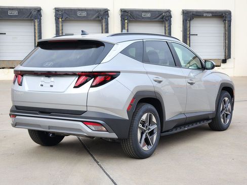 New 2026 Hyundai Tucson SEL FWD image 4
