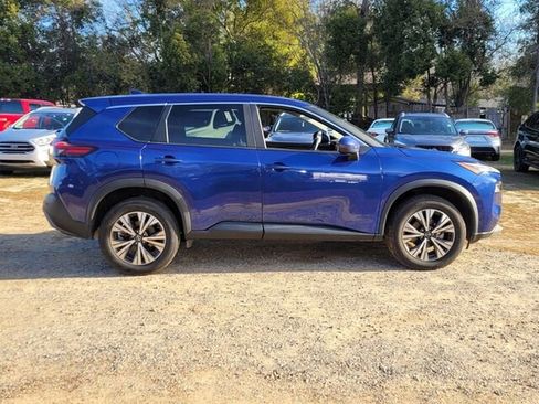 Used 2023 Nissan Rogue SV image 13