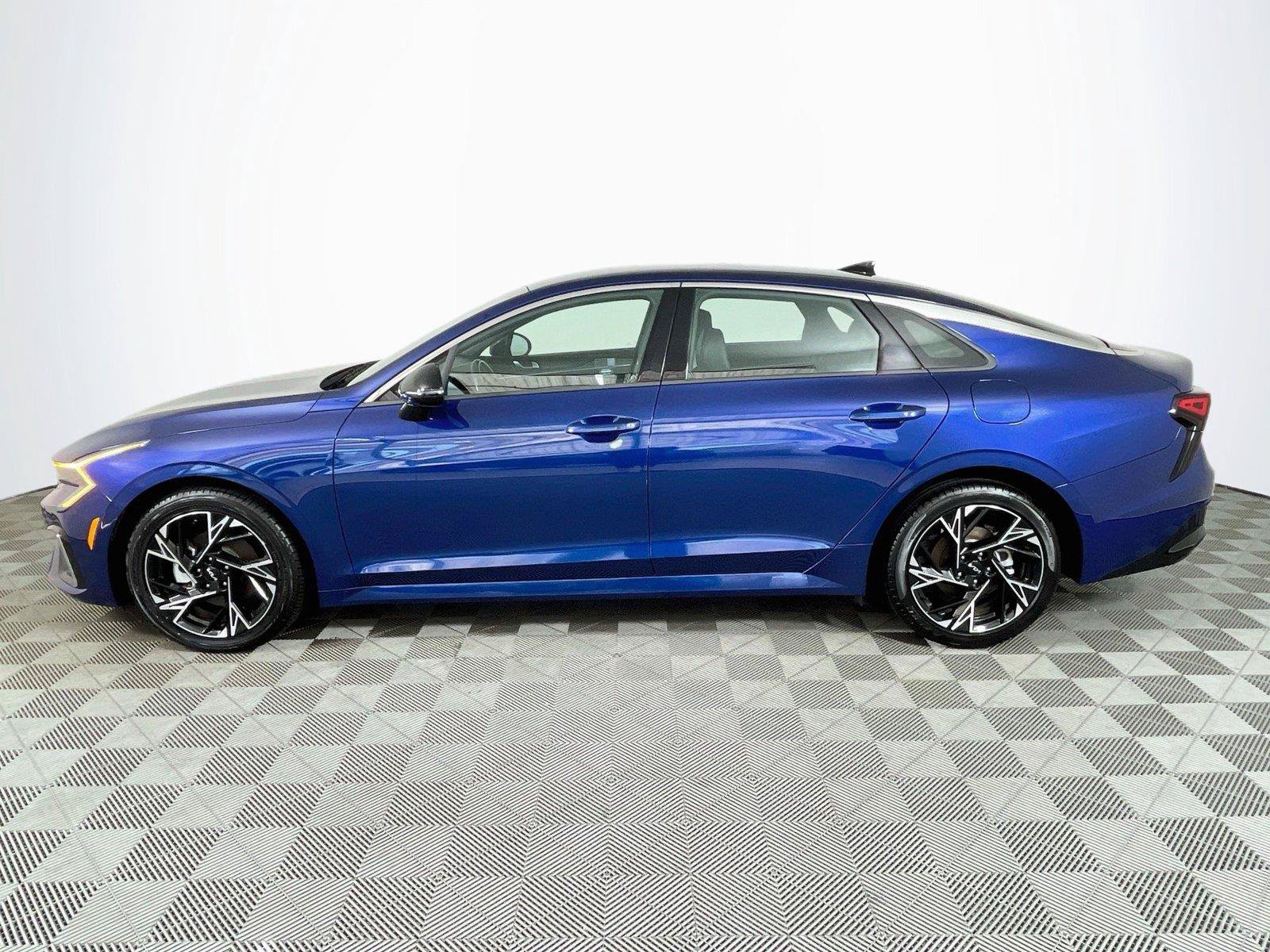 Certified 2025 Kia K5 GT-Line FWD image 4