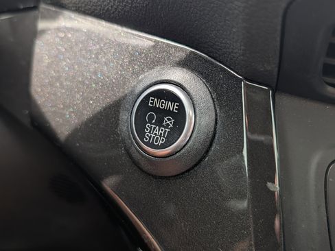 Used 2019 Ford Escape Titanium FWD image 34
