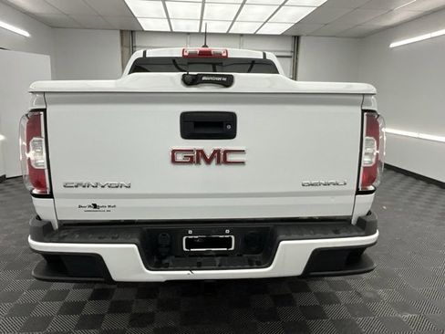 Used 2018 GMC Canyon Denali image 20