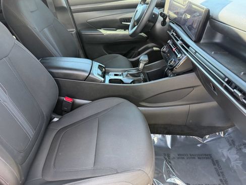 Used 2025 Hyundai Tucson SEL AWD/4WD image 13