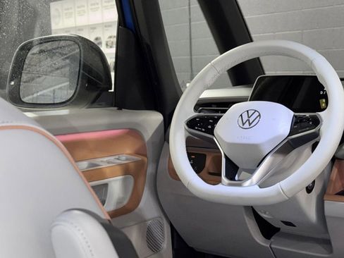 New 2025 Volkswagen ID. Buzz 1st Edition image 34