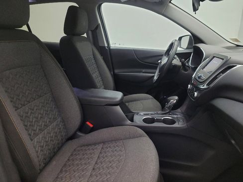 Used 2024 Chevrolet Equinox LT FWD image 21