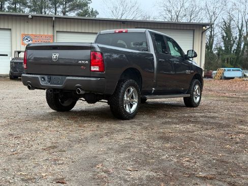 Used 2015 RAM 1500 Express image 2