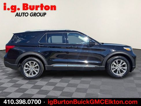 Used 2023 Ford Explorer Limited AWD/4WD image 7