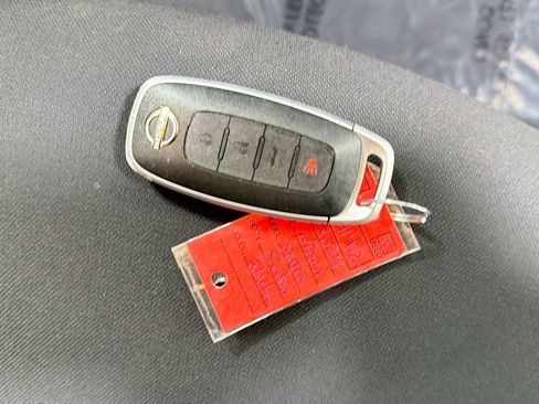 Used 2024 Nissan Sentra SV FWD image 30