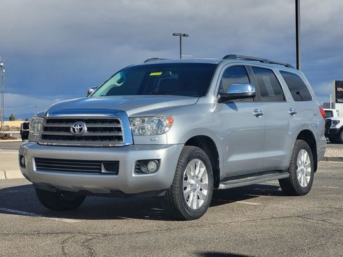 Used 2014 Toyota Sequoia Platinum image 4