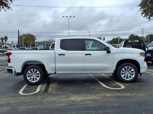 New 2026 Chevrolet Silverado 1500 Custom image 3