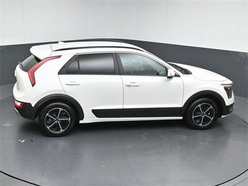 Used 2024 Kia Niro EX image 48