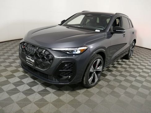 New 2025 Audi SQ5 Premium Plus image 7