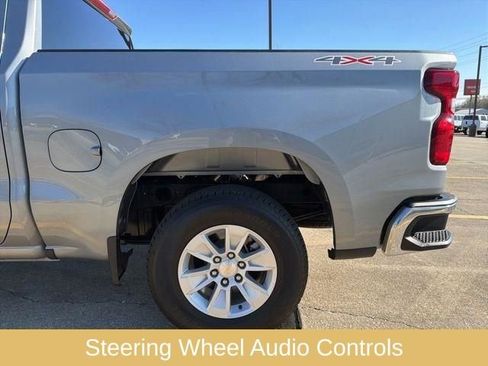 Used 2025 Chevrolet Silverado 1500 LT AWD/4WD image 11
