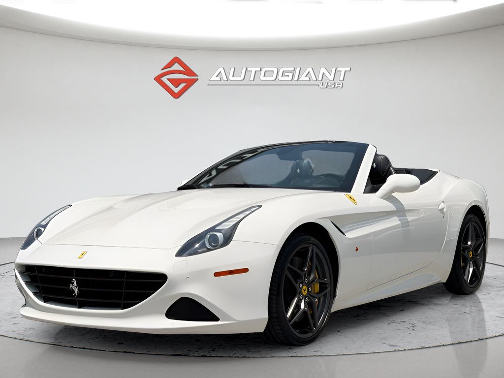 Used 2015 Ferrari California T RWD image 12