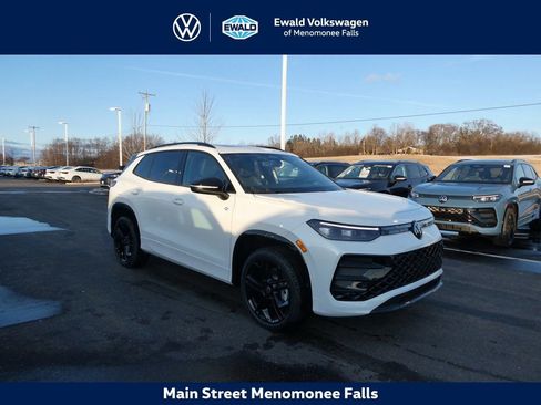 New 2026 Volkswagen Tiguan SE R-Line AWD/4WD image 1