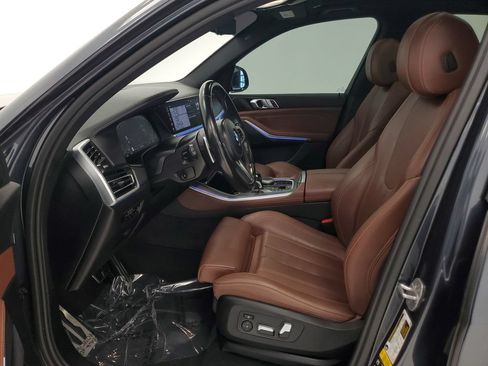 Used 2022 BMW X5 xDrive40i w/ M Sport Package AWD/4WD image 12
