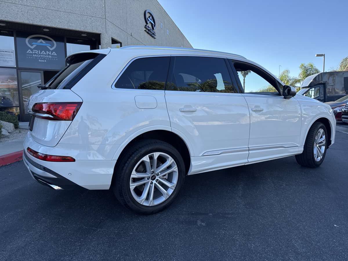 Used 2025 Audi Q7 3.0T Premium Plus AWD/4WD image 16