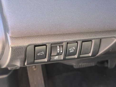 Used 2023 Subaru Outback Premium AWD/4WD image 16
