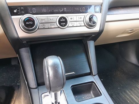 Used 2015 Subaru Outback 3.6R Limited AWD/4WD image 25