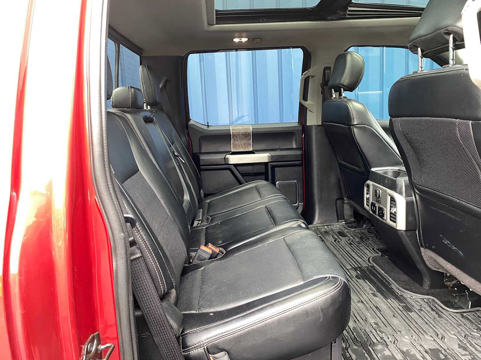 Used 2019 Ford F250 Lariat w/ Chrome Package AWD/4WD image 35