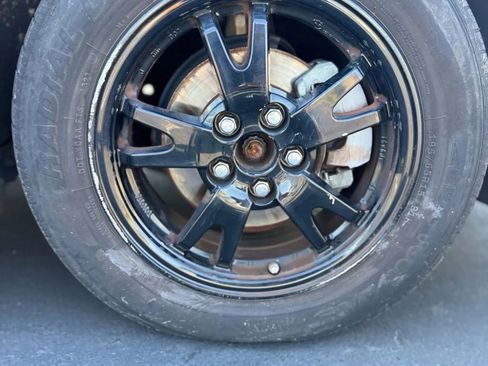 Used 2014 Toyota Prius Two image 18